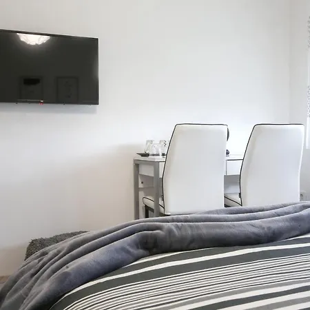 Imperium Rooms Zagreb Airport Velika Gorica Exterior photo