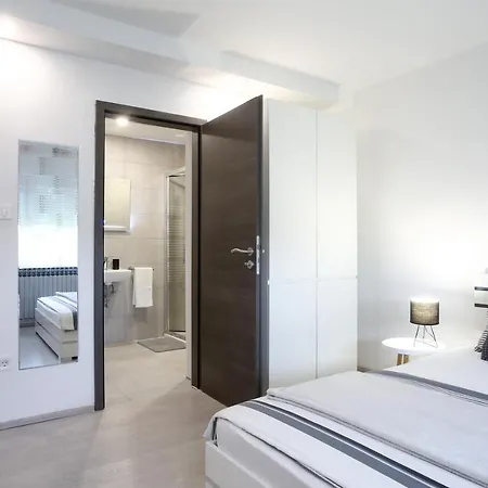 Imperium Rooms Zagreb Airport Velika Gorica Exterior photo